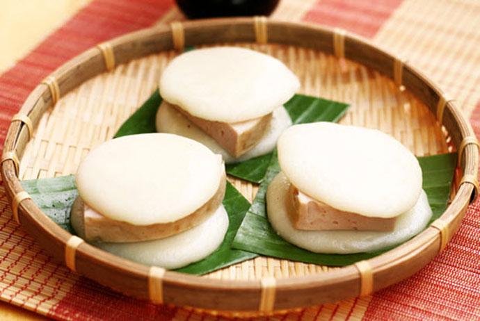 banh giay quan ganh – quan ganh sticky rice cake