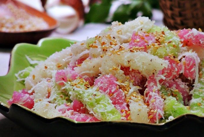 banh tam – silkworm cassava cake