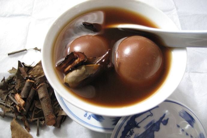 hot ga tra – boiled egg tea