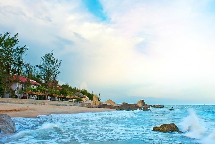 20-most-beautiful-beaches-in-vietnam