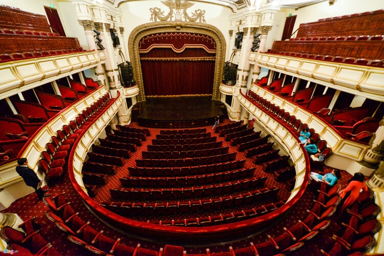 architecture and historical value of the theatre ho chi minh municipal theater in vietnam