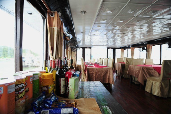 Halong Bay restaurants