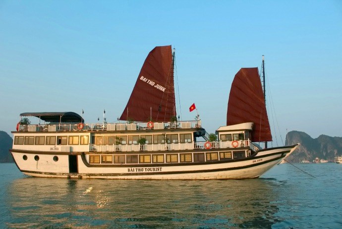 Halong Bay restaurants