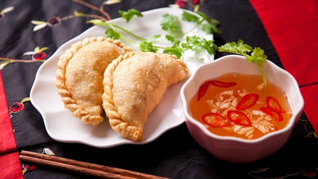banh goi - pillow cake