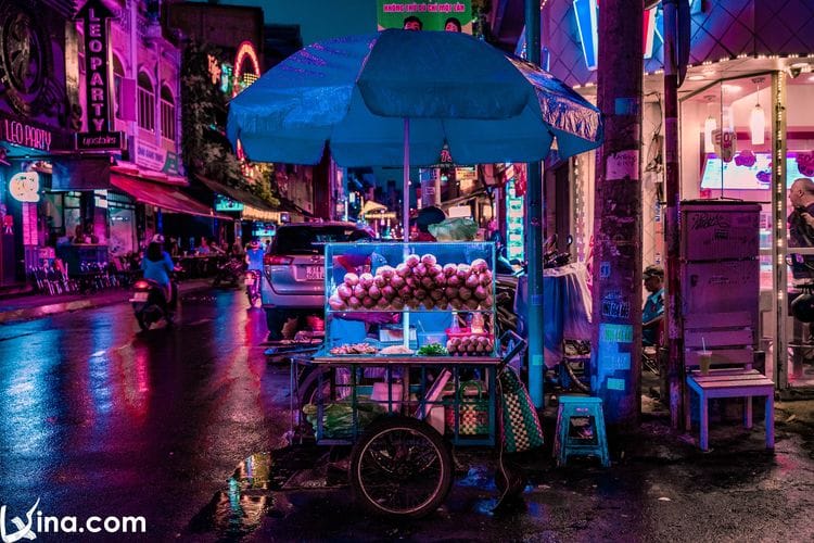bui vien walking street in ho chi minh city vietnam vietnam photos - bui vien walking street photos