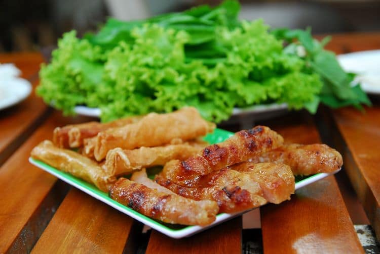 cai rang grilled pork rolls can tho cuisine in vietnam