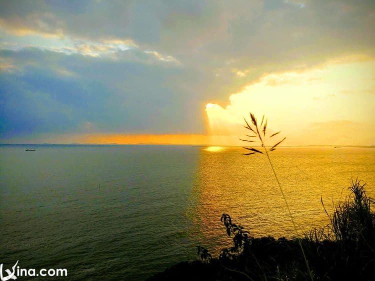 cat ba island by nham thi nguyen vietnam photos - cat ba island photos