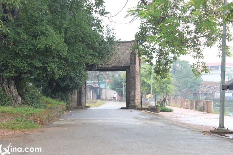 vietnam photos - duong lam ancient village photos