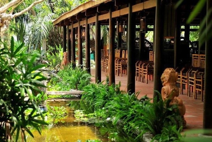 Halong Bay restaurants