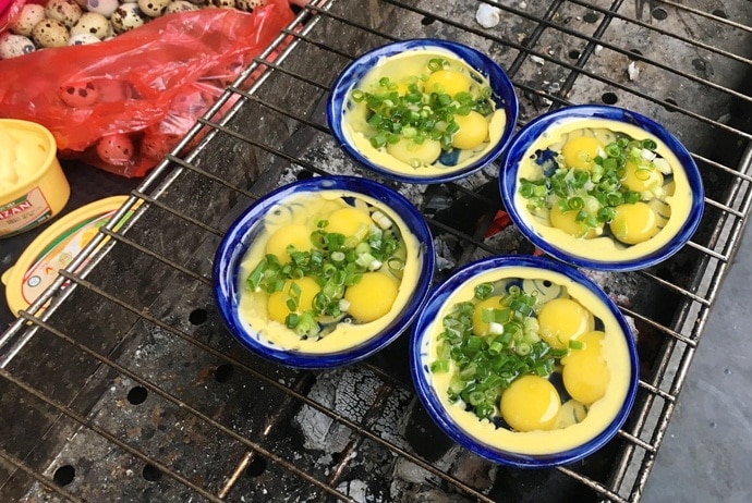 grilled quail eggs - kenh14