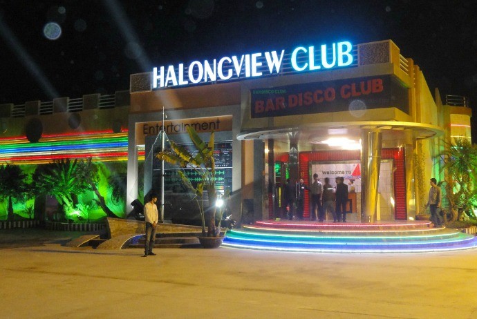 Halong nightlife