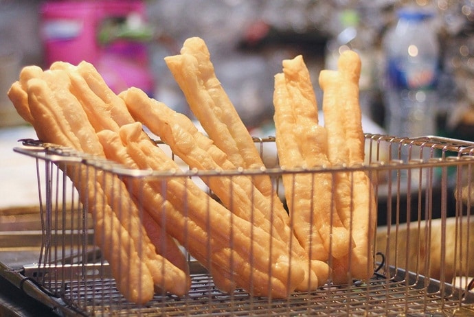 hot finger-shaped soufflé hanoi