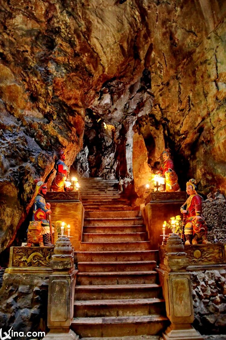huyen khong cave photos in ngu hanh son da nang vietnam photos - huyen khong cave photos