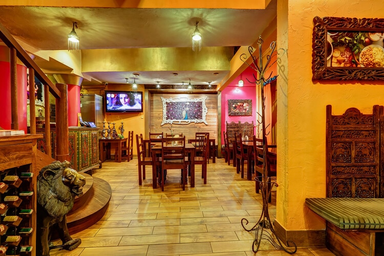 vietnam photos - indian restaurants in hanoi