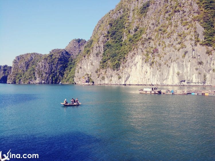 lan ha bay in cat ba island photo vietnam photos - lan ha bay photos