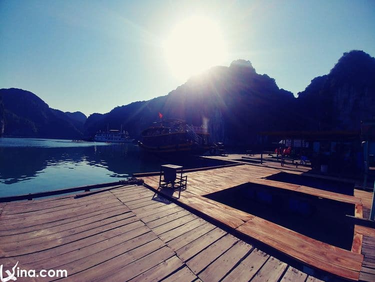 lan ha bay in cat ba island vietnam photos - lan ha bay photos