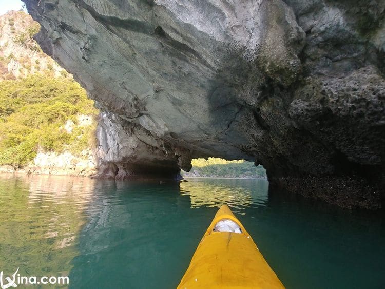 lan ha bay in hai phong vietnam photos - lan ha bay photos