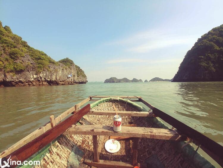 lan ha bay in cat ba island hai phong photos vietnam photos - lan ha bay photos