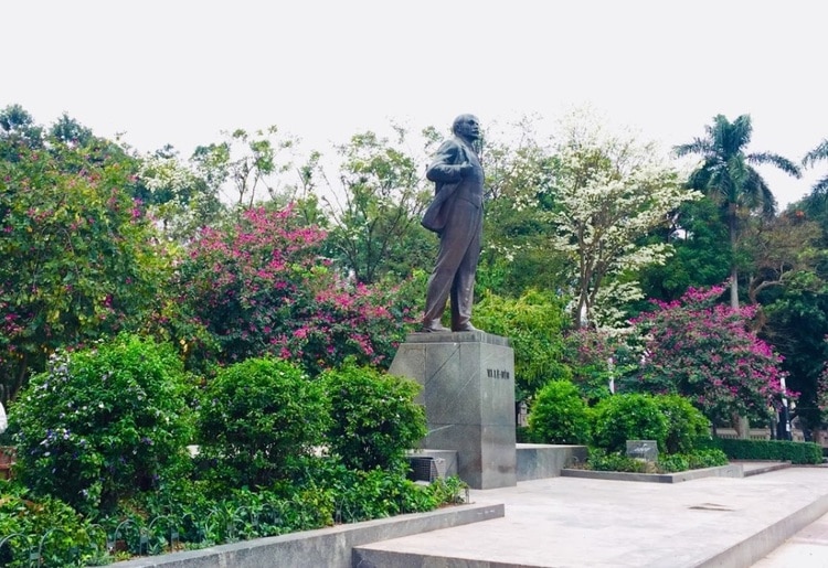 lenin park – an amusement park in hanoi vietnam photos - lenin park