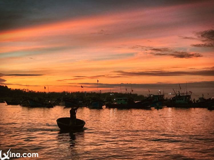 sunrise on son tra peninsular photos vietnam photos - sunrise on son tra peninsular photos