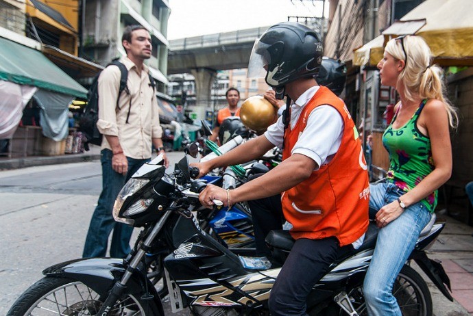 Hanoi tours
