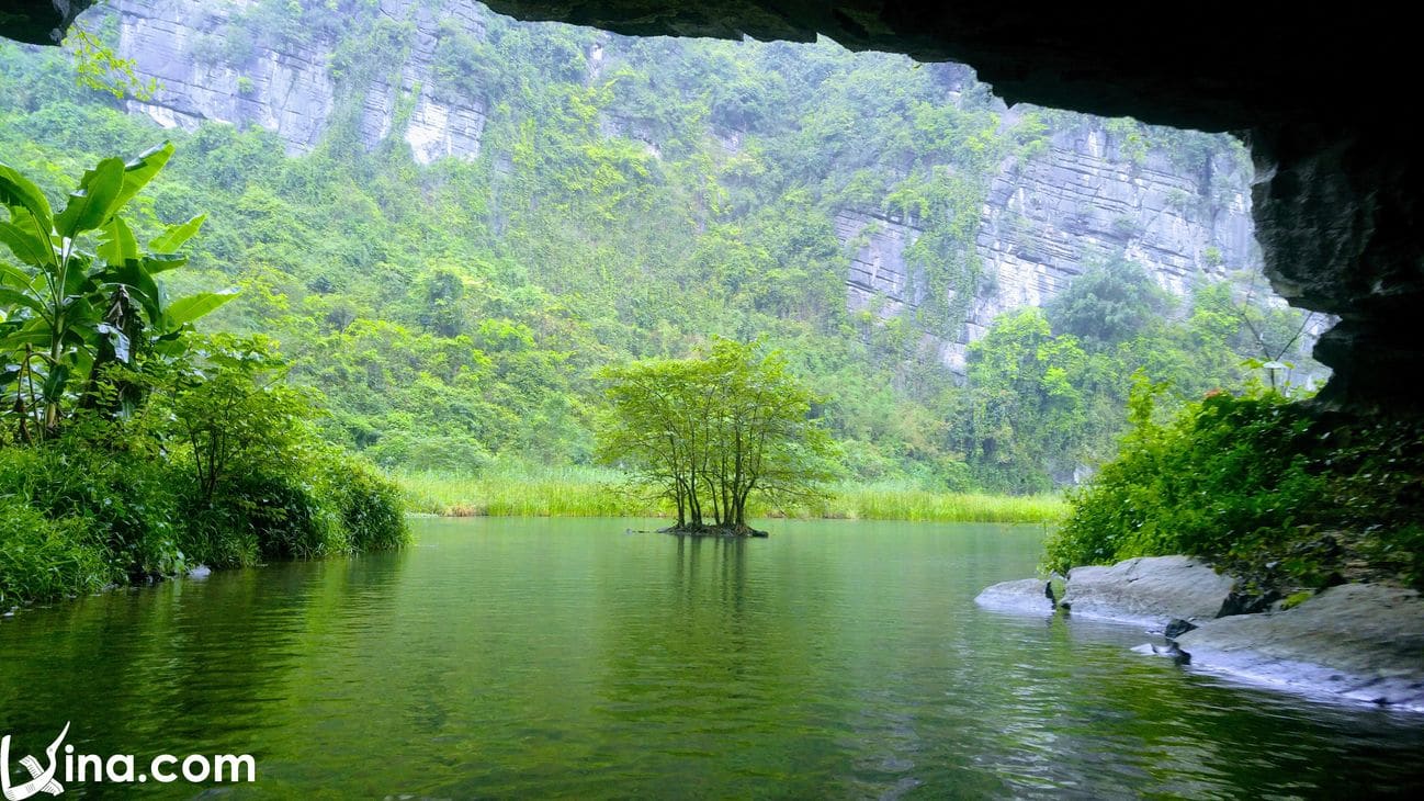 vietnam photos - photos of natural landscapes in ninh binh
