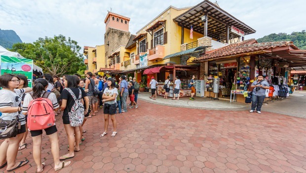 Shopping-In-Phan-Thiet-Mui-Ne