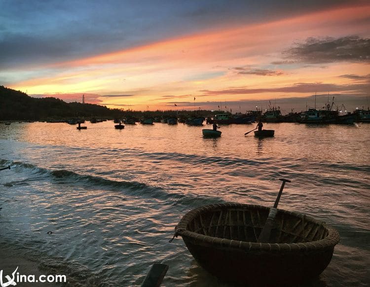 magnificent sunrise on son tra peninsular photo son tra peninsular photos vietnam photos - sunrise on son tra peninsular photos