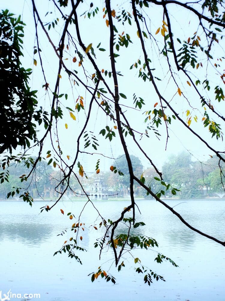 sword lake in hanoi vietnam photos vietnam photos - sword lake