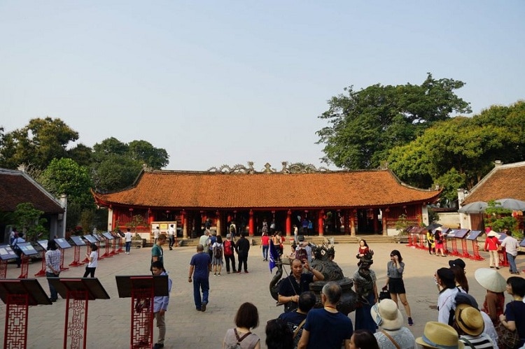 temple of literature in vietnam vietnam photos - temple of literature