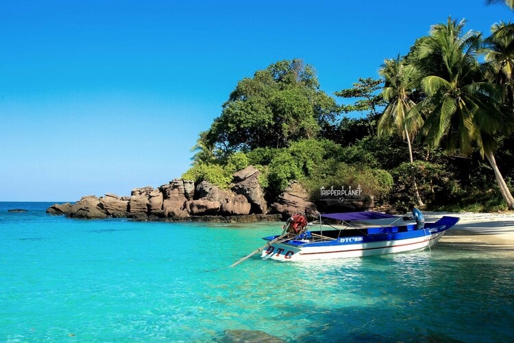 the attraction of mong tay island vietnam photos - mong tay island