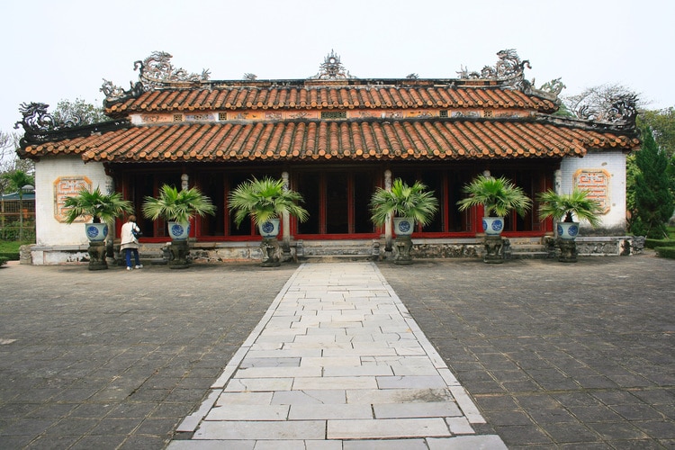 vietnam photos - the mieu temple