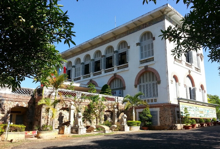the outer side of bach dinh bach dinh in vung tau vietnam