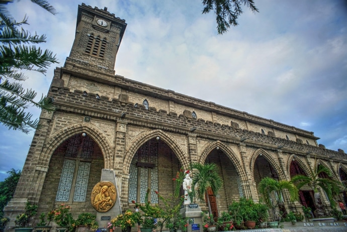 the unique beauty of nha trang church - tapchi247