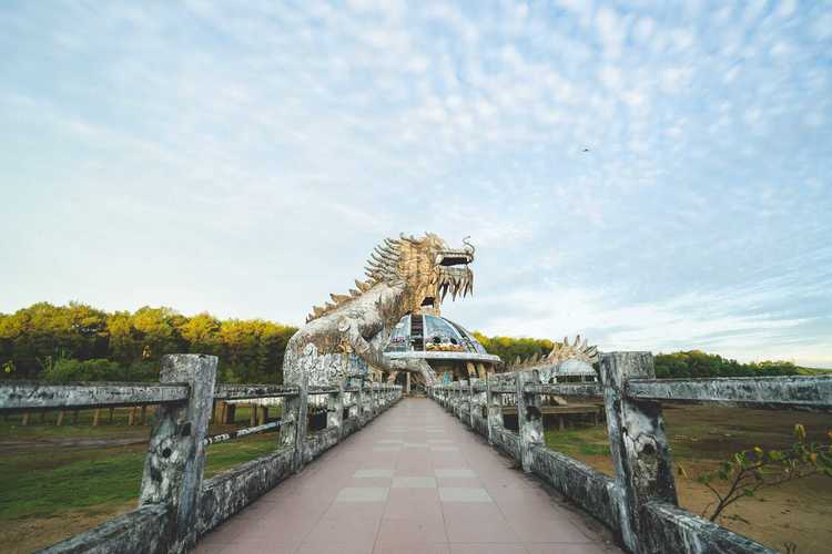 thuy tien lake off the beaten path places in hue vietnam