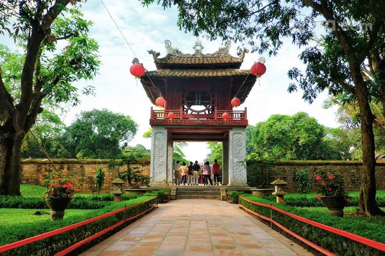 hanoi attractions tourists