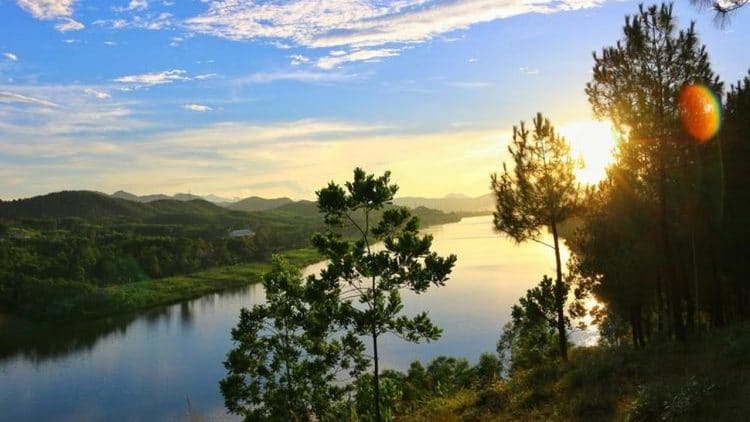 vong canh hill off the beaten path places in hue vietnam