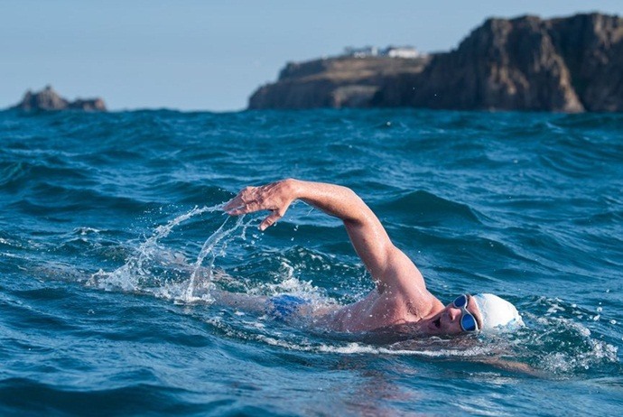 what are attractions in hon mun island - swim
