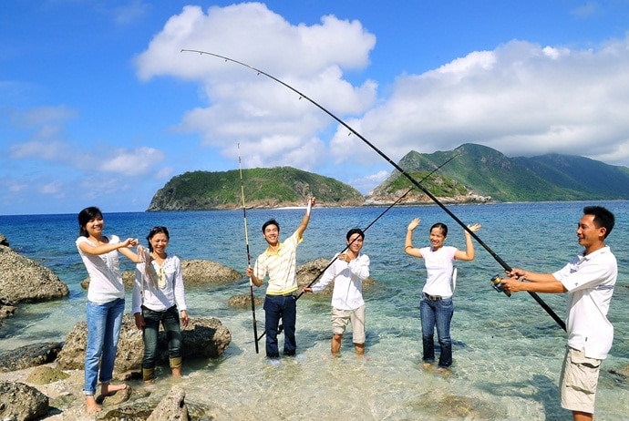 go fishing