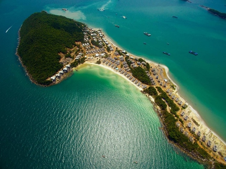 overview of bai khem beach bai khem beach in phu quoc