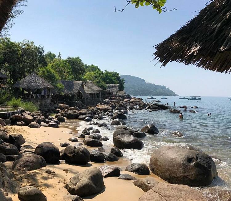 what to know about it vietnam photos - bai rang beach