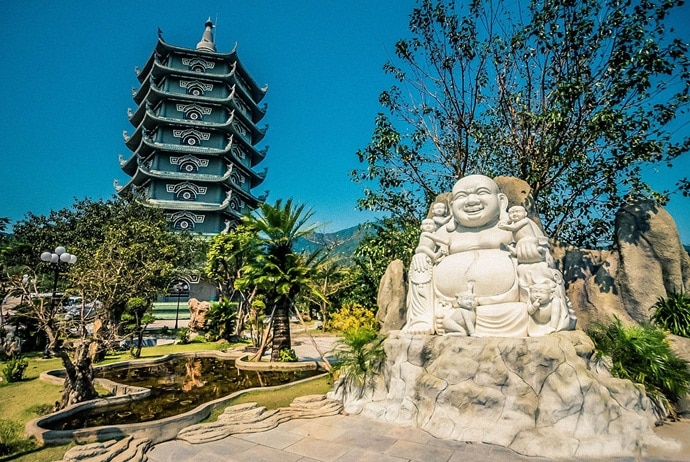 linh ung bai but pagoda