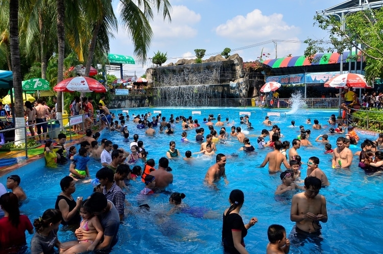 when is the best time to visit dam sen water park vietnam photos - dam sen water park
