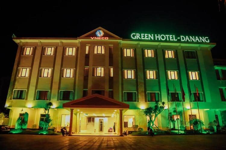 where to stay vietnam photos - xuan thieu beach